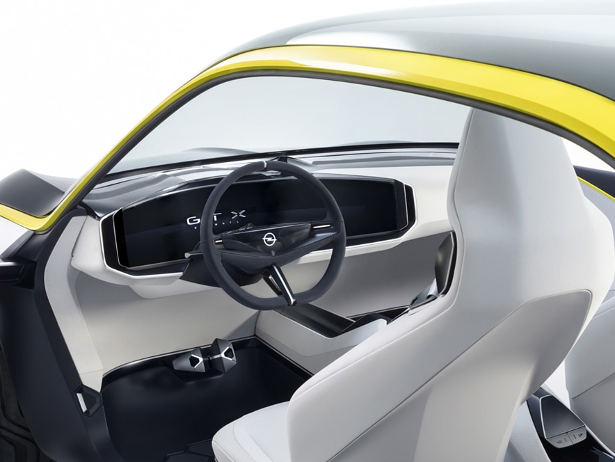 opel-concept-cars-gtx-pureinterior-drivingexperience-4×3
